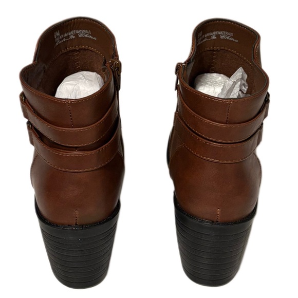 Easy Street Brown Ankle Boots with Zipper - Picture 6 of 9